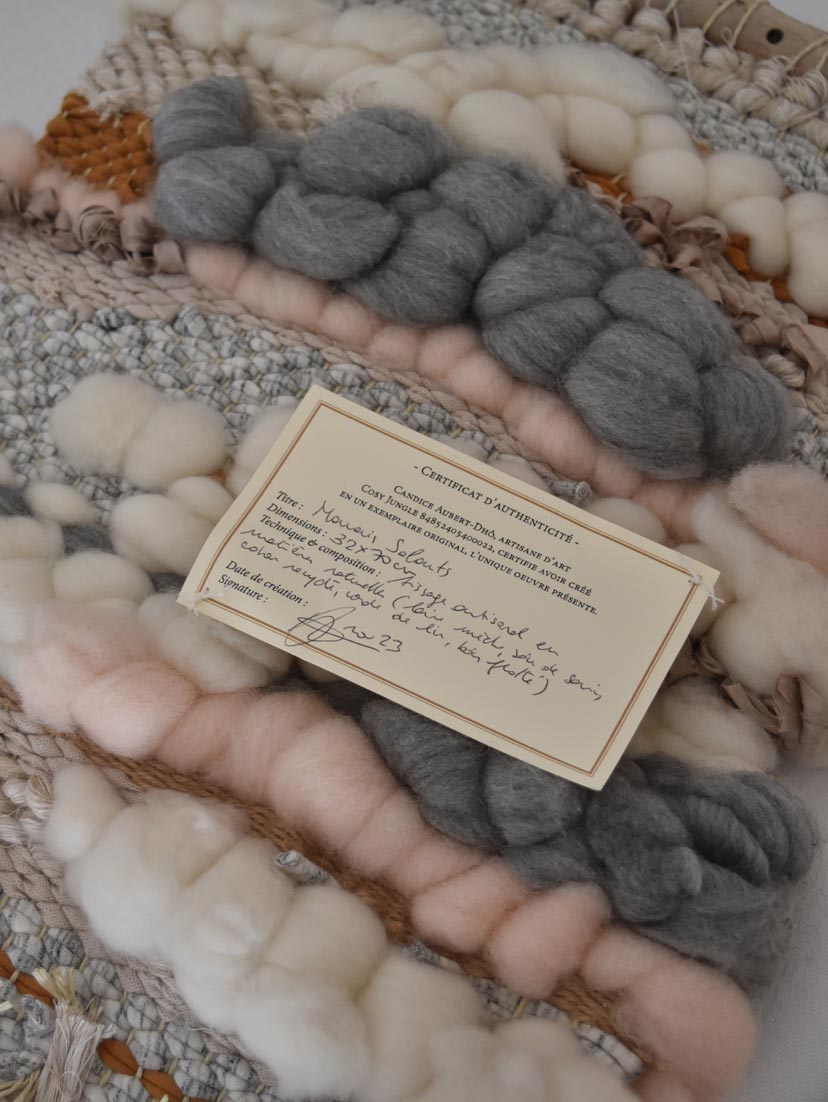 Tissage mural gris et rose – Image 4